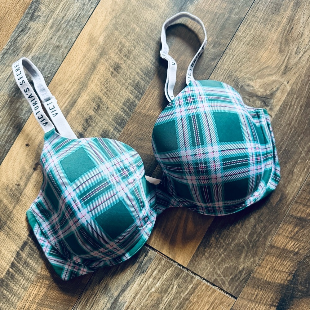 Victoria's Secret Emerald Plaid Strap Push-Up Bra